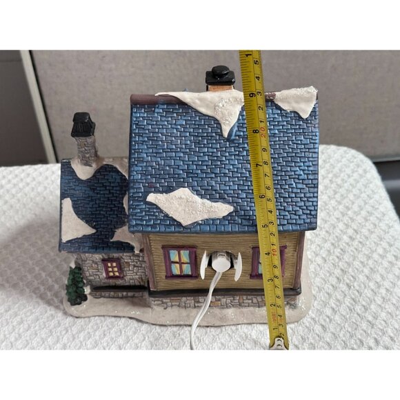 Decorative Outfit Country Hunting Lodge 3D Lighted Log Cabin Christmas Train Set - Picture 6 of 13